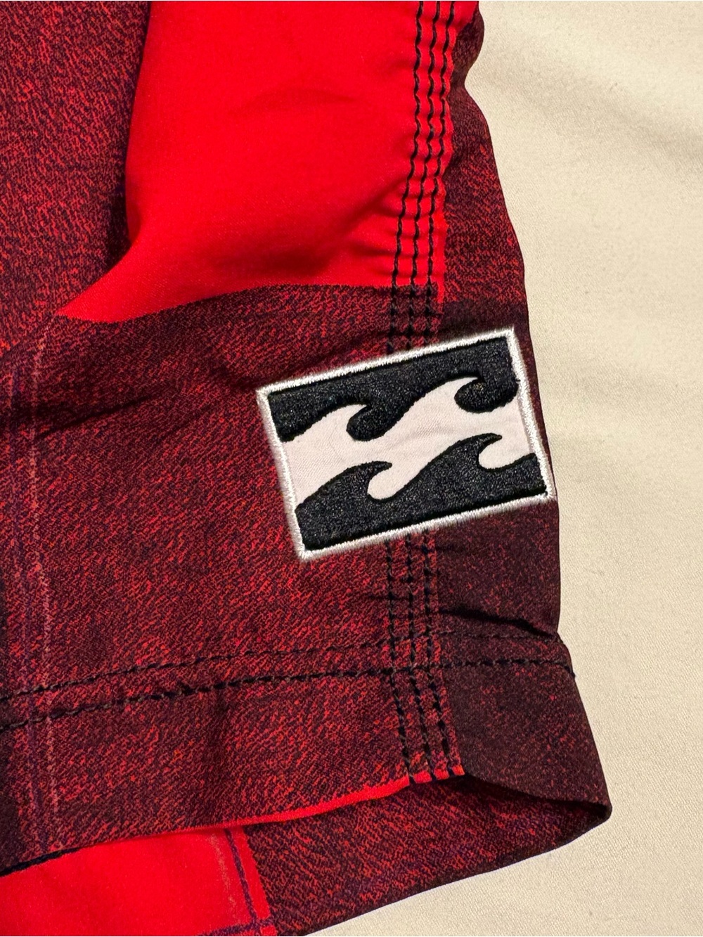 Billabong Platinum Quad Stretch Board Shorts Red and Black Buffalo Plaid Pattern - Picture 6 of 12